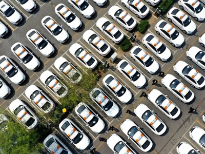 東方時尚駕校教你手動擋車型駕駛技巧